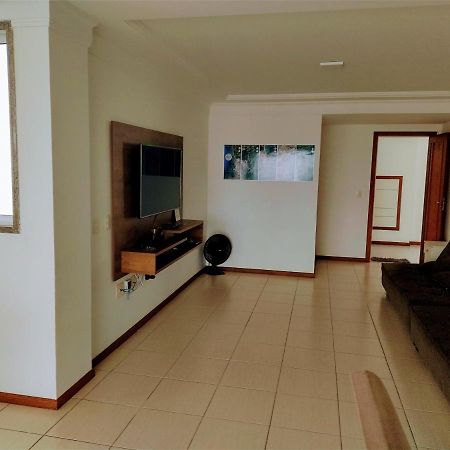 Cobertura C/ Vista Para O Mar E Montanhas, Churrasqueira, 4 Quartos 2 Vg Garagem กวาราปารี ภายนอก รูปภาพ