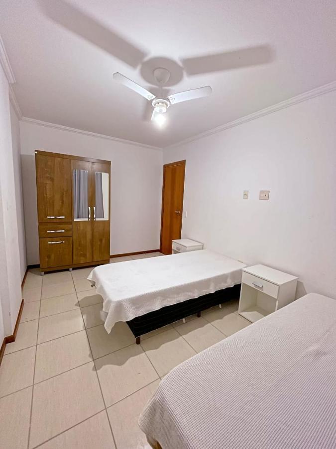 Cobertura C/ Vista Para O Mar E Montanhas, Churrasqueira, 4 Quartos 2 Vg Garagem กวาราปารี ภายนอก รูปภาพ