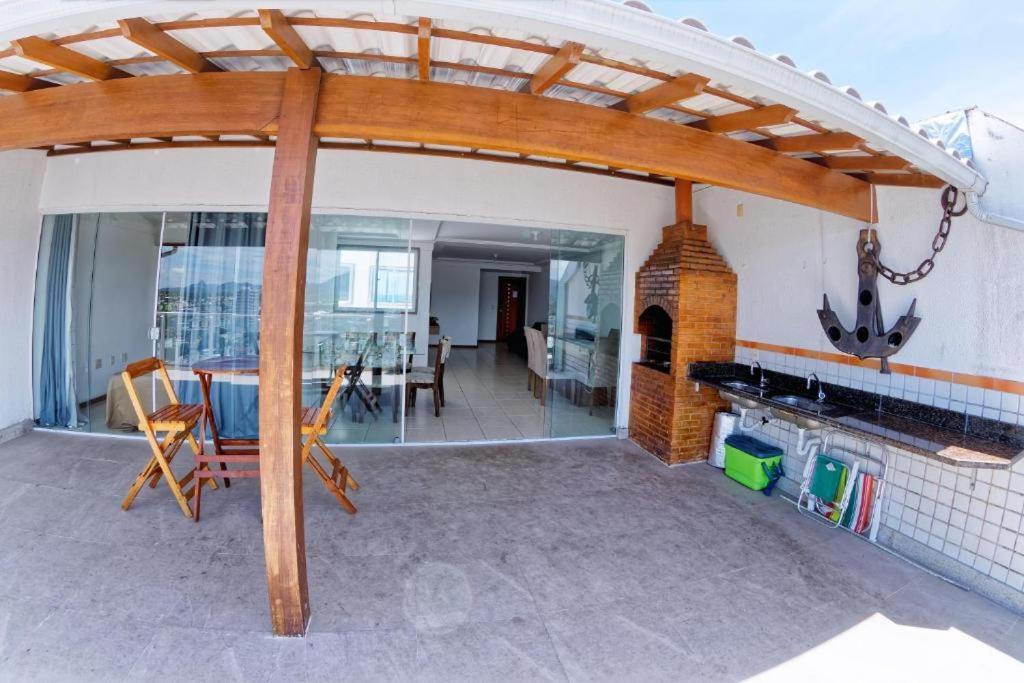 Cobertura C/ Vista Para O Mar E Montanhas, Churrasqueira, 4 Quartos 2 Vg Garagem กวาราปารี ภายนอก รูปภาพ